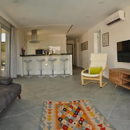 Lavender קוסדסי