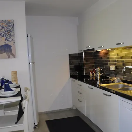 Lavender קוסדסי